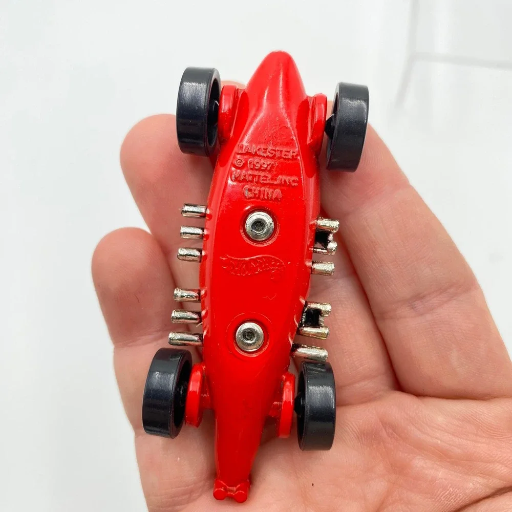 Hot Wheels Red Lakester Racing Car Twin Engine Diecast Red Chrome‎ 1997 Mattel